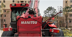 曼尼通長(zhǎng)臂叉車